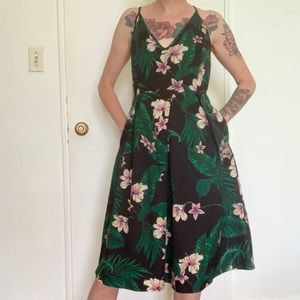 ELIA-CHER size 16 Tropical Floral Print Open-Back Pleated Mini Dress